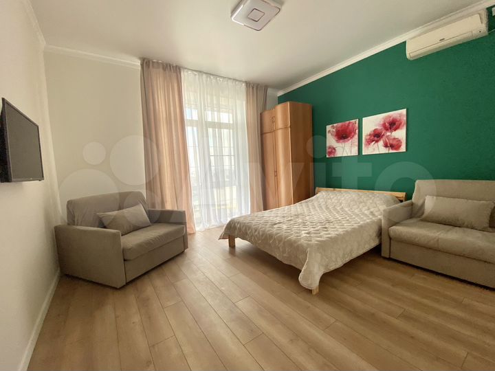 Дом 200 м² на участке 6 сот.