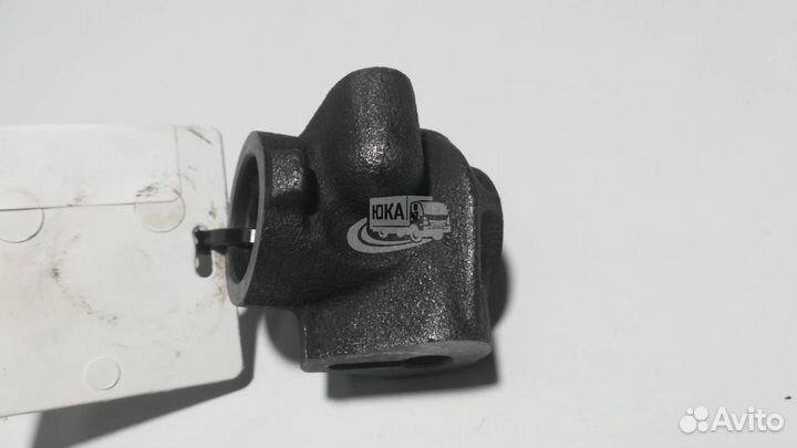 Опора оси рокеров 4HK1T