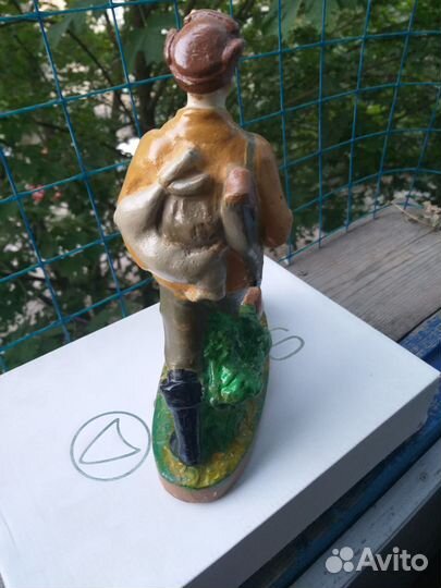 Статуэтка охотник с собакой