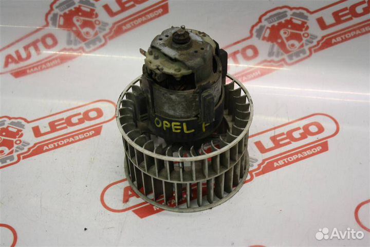 Моторчик печки Opel Astra F 1994