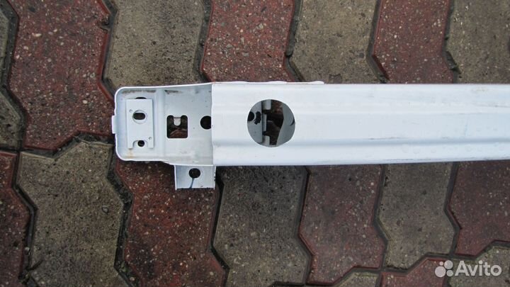 FAW X80 усилитель заднего бампера