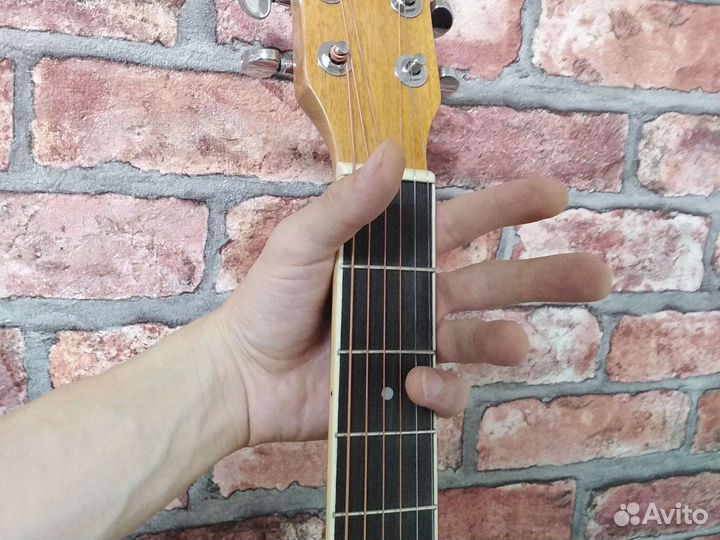 Гитара акустическая новая в коробке