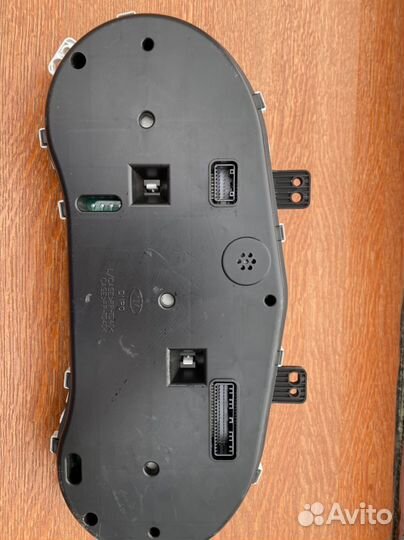 Приборная панель (щиток приборов) kia rio 3