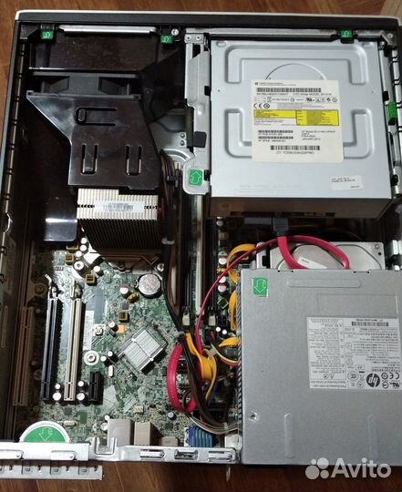 HP Compaq 8200 Elite SFF PC