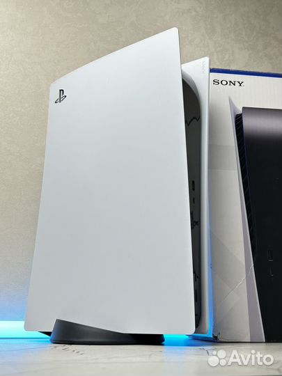 Sony PlayStation 5 с дисководом 1TB