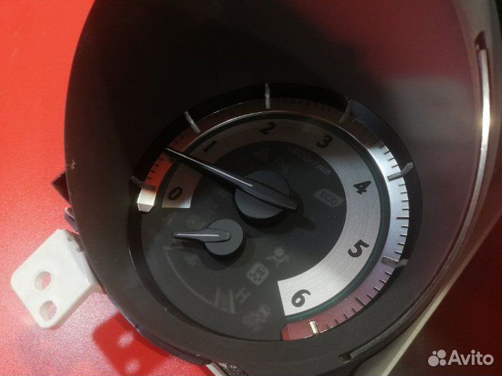 Панель приборов Toyota Land Cruiser Prado