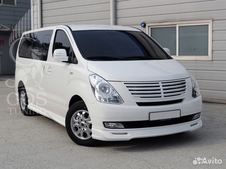 Накладка переднего бампера Hyundai Grand Starex H1