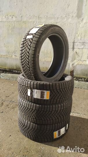 Pirelli Ice Zero FR 245/45 R19 102H