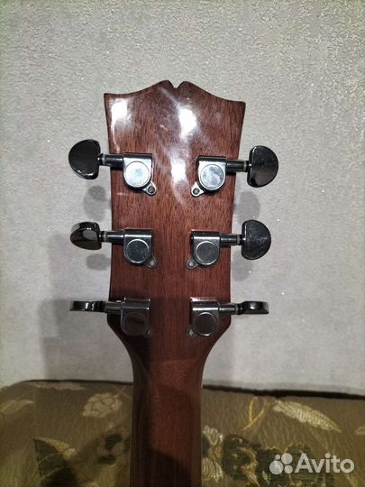 Акустическая гитара gibson