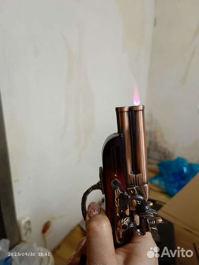 Зажигалка пистолет