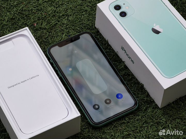 iPhone 11, 64 ГБ