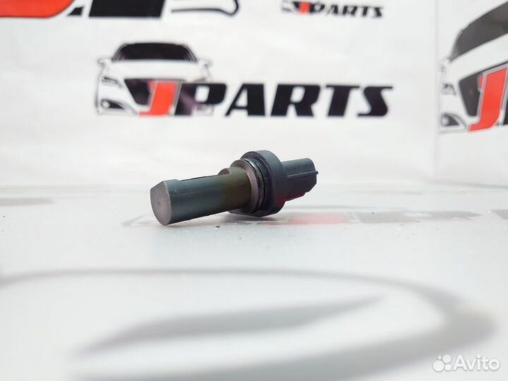 Датчик положения коленвала двс 4B10, 4B11, 4B12