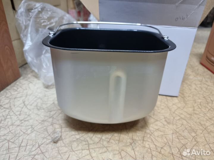 Чаша для хлебопечи redmond RBM-M1910