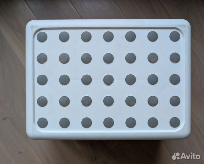 Табурет IKEA больмен