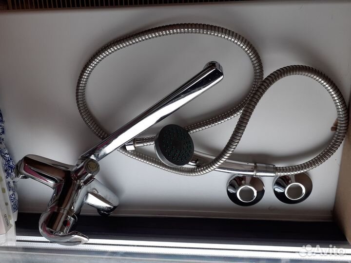 Смеситель для ванны с душем бу