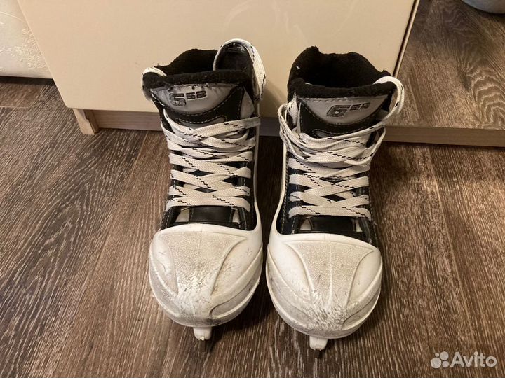 Коньки вратаря