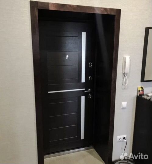 Дверь входная металлическая