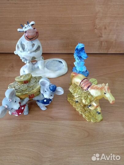 Фарфоровые статуэтки, копилки