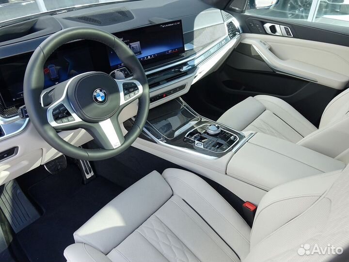 BMW X7 3.0 AT, 2024, 121 км