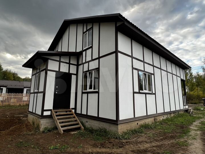 Дом 200 м² на участке 10 сот.