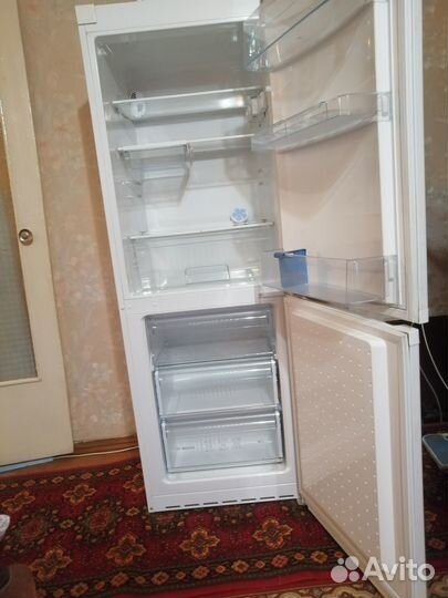 Холодильник б/у двухкамерный bosch
