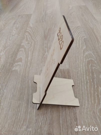 Подставка под телефон