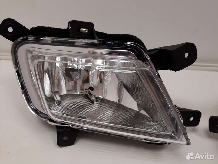 Противотуманная фара Kia rio 2 09-11