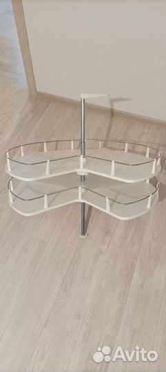 Вращающаяся полка для кухни