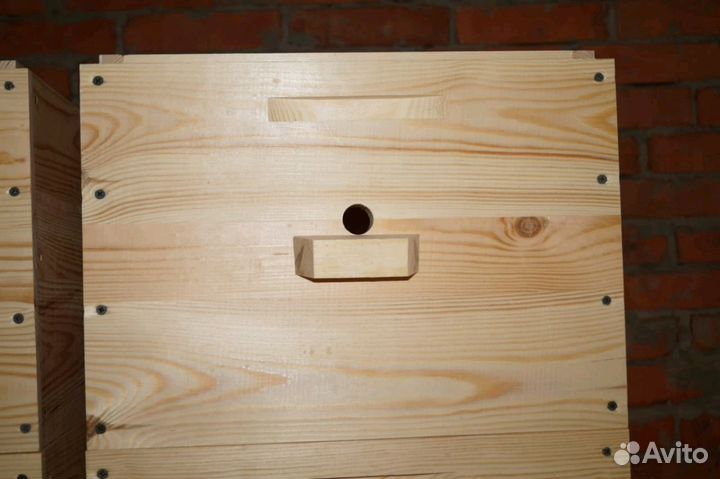 Лежаки для пчёл, улики