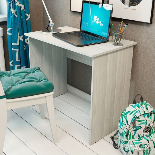 Стол компьютерный