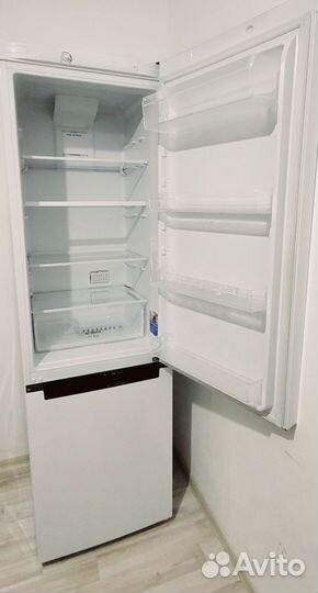Холодильник indesit