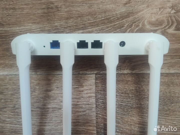 Роутер MI router 4C