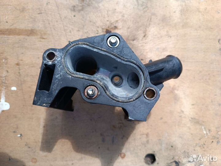 Корпус термостата Ford Focus 3 7m5g8k556ac