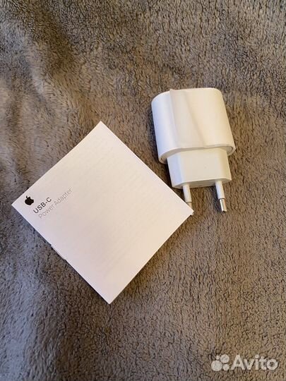 Зарядка Адаптер питания 20W type-c для iPhone/Andr