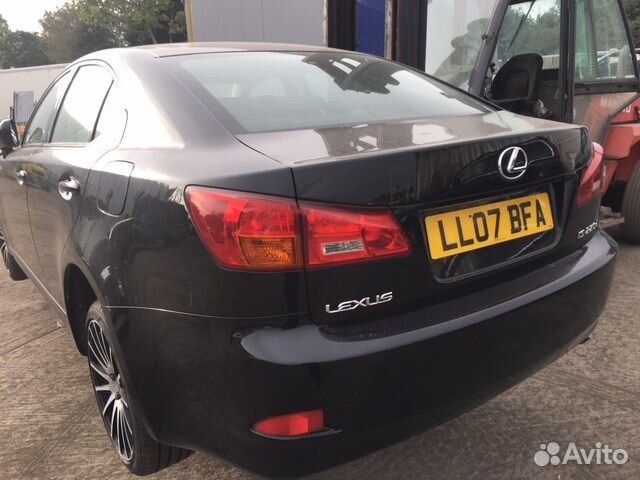 Разбор на запчасти Lexus IS