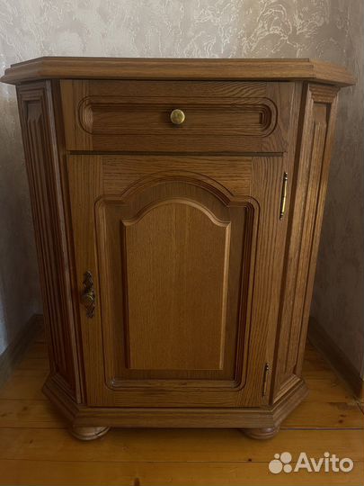 Тумба деревянная