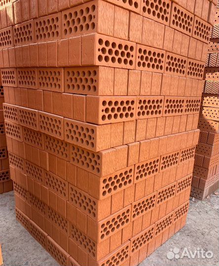 Кирпич полуторный 