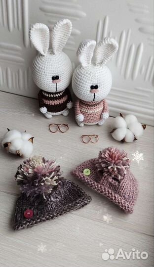 Зайчики ручной работы/ вязаный символ 2023 года