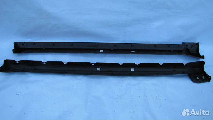 Toyota Land Cruiser 300 пороги комплект