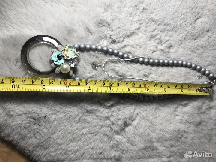 Нежное колье под серый жемчуг новое