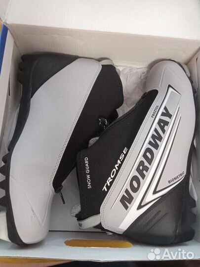 Лыжные ботинки мужские