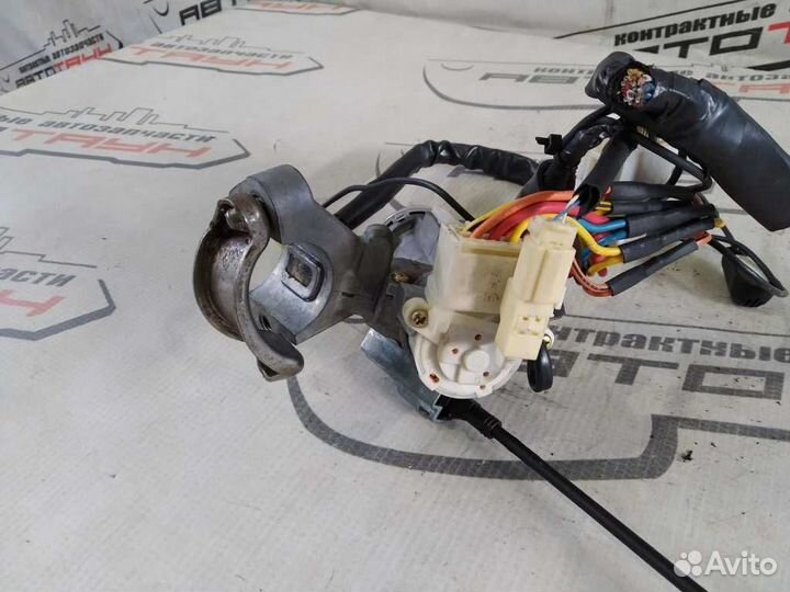 Замок зажигания toyota daihatsu altis camry ACV30