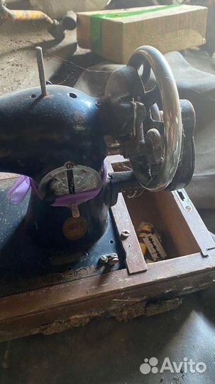 Швейная машина