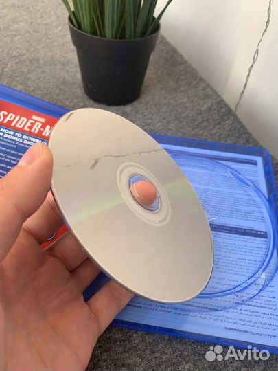 Игра ps4 Человек-паук (Spider man)