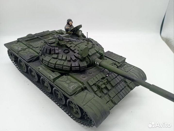 Танк Т 62 с комплектом дз в масштабе 1:35