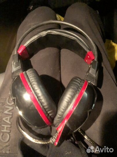 Наушники Bloody