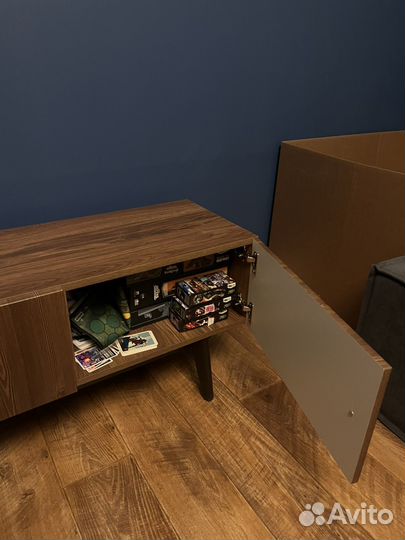 Тумба под телевизор