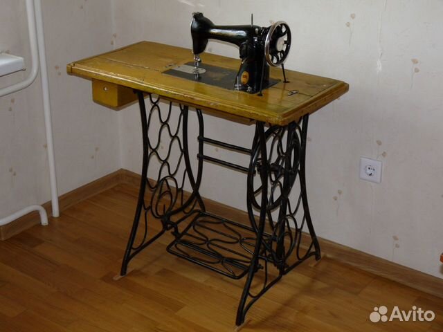 Швейная машина