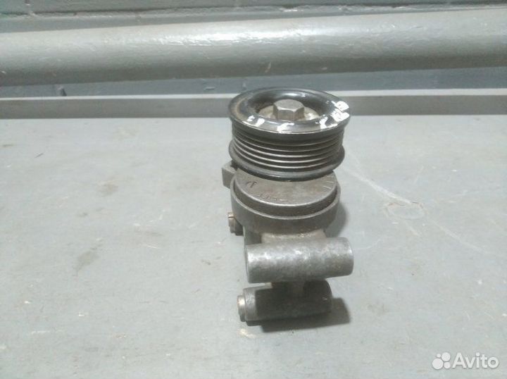 Натяжитель ремня генератора Ford Focus 2 2.0