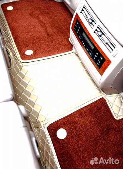 Коврики на заказ на Toyota Land Cruiser 200 7 мест 2015г